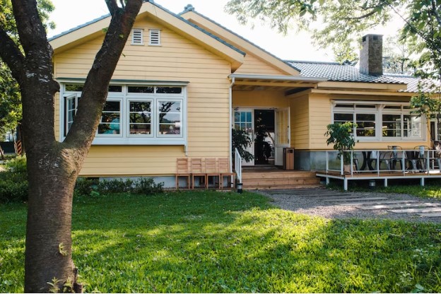 Top Tips for Selecting a Reliable Patio Sliding Door Supplier