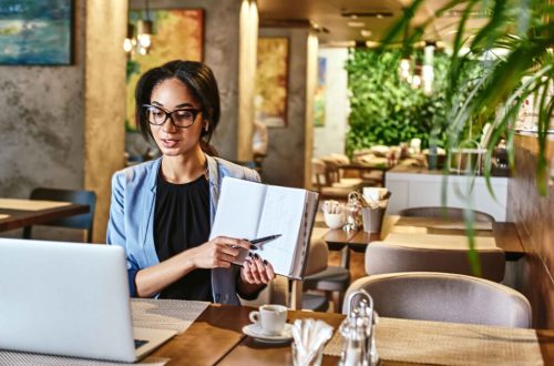How Strategy Consulting Helps Hospitality Brands in the UAE Drive Revenue